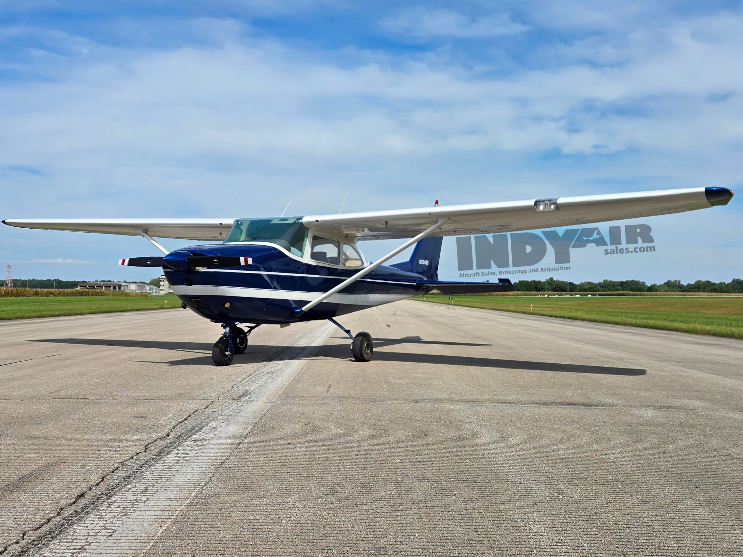 Cessna 172E - N3643S