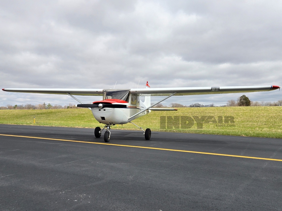 Cessna 150 - N7734E