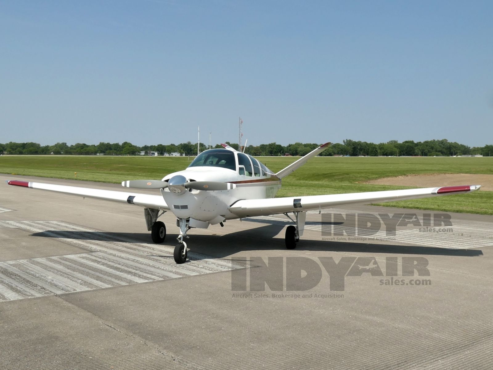Beechcraft Bonanza G35 - N4475D